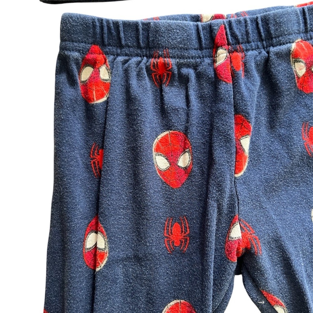 Carter’s Marvel Boys Short Sleeve Spider-Man Pajamas. | 5 - Picture 3 of 4